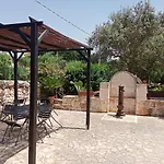 Trulli Domus Petra Semesterbostad *
