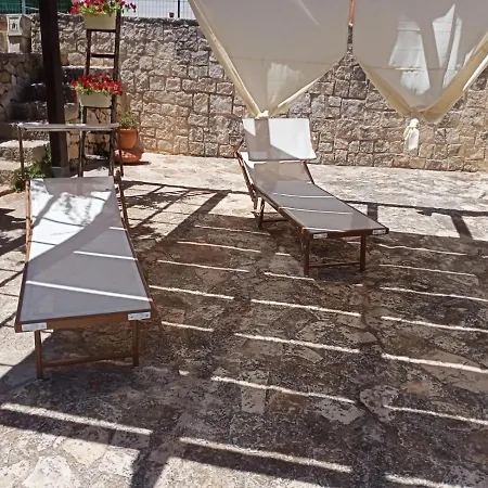 Trulli Domus Petra *