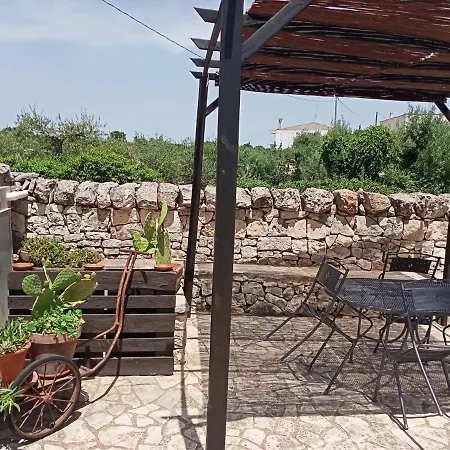 Trulli Domus Petra Semesterbostad *