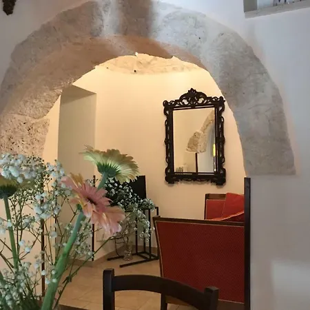 Trulli Domus Petra Semesterbostad
