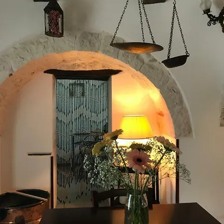 Trulli Domus Petra Semesterbostad