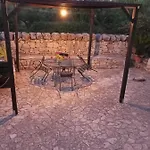 Trulli Domus Petra *
